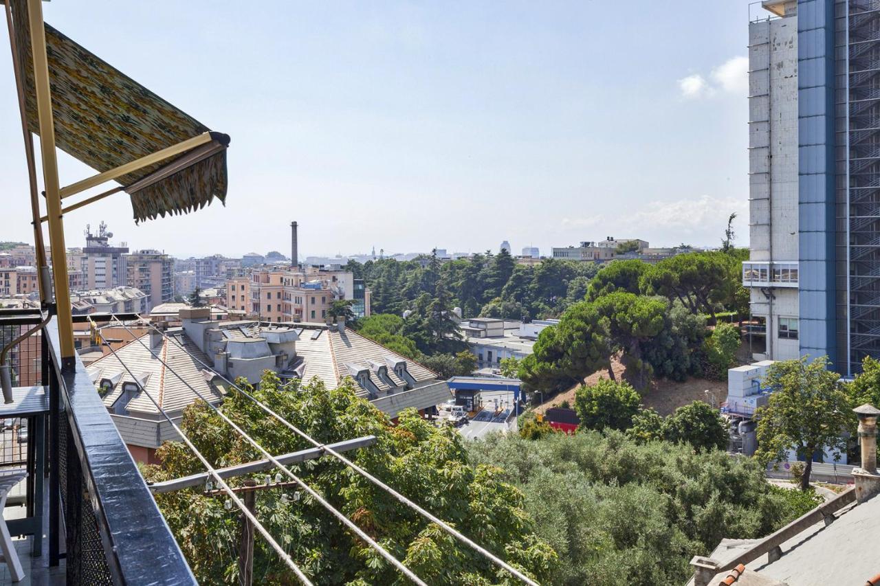 Golden Skyview From San Martino By Wonderful Italy Apartment Genoa Exterior photo